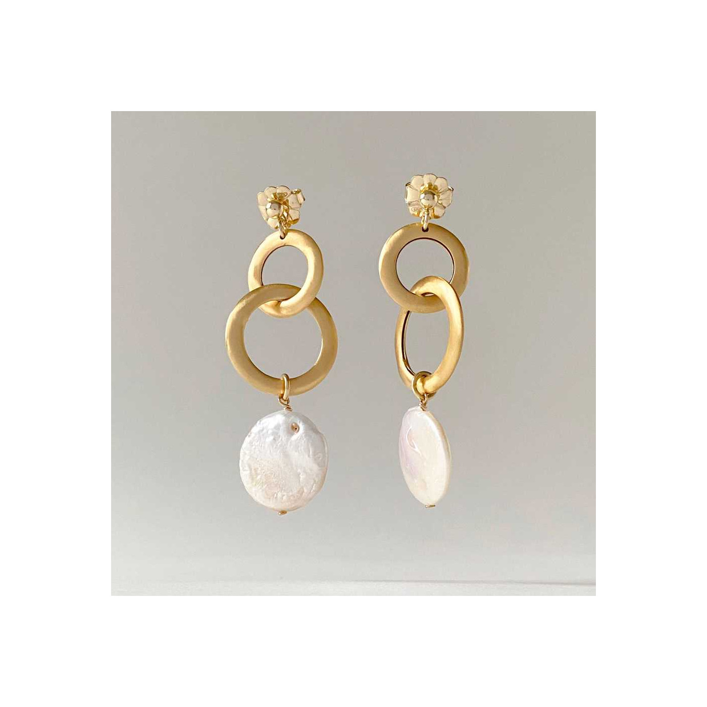 SUBLIME Pearls Earrings