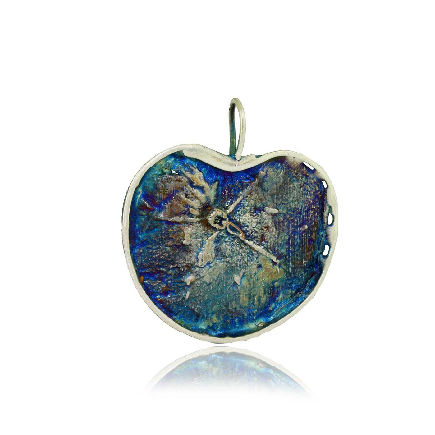 Dorian GRABOWSKI Apple Pendant