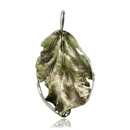 Dorian Grabowski Leaf Pendant