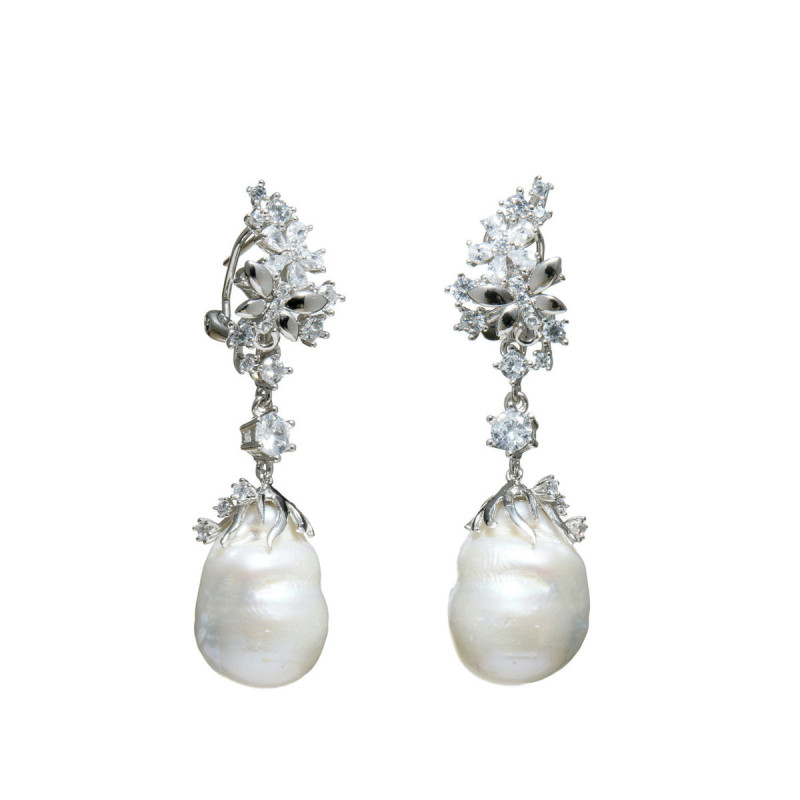 Baroque style pearl earrings vintage design