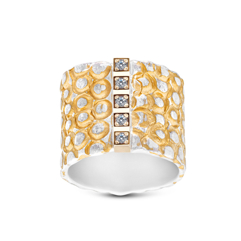 Diamonds Ring