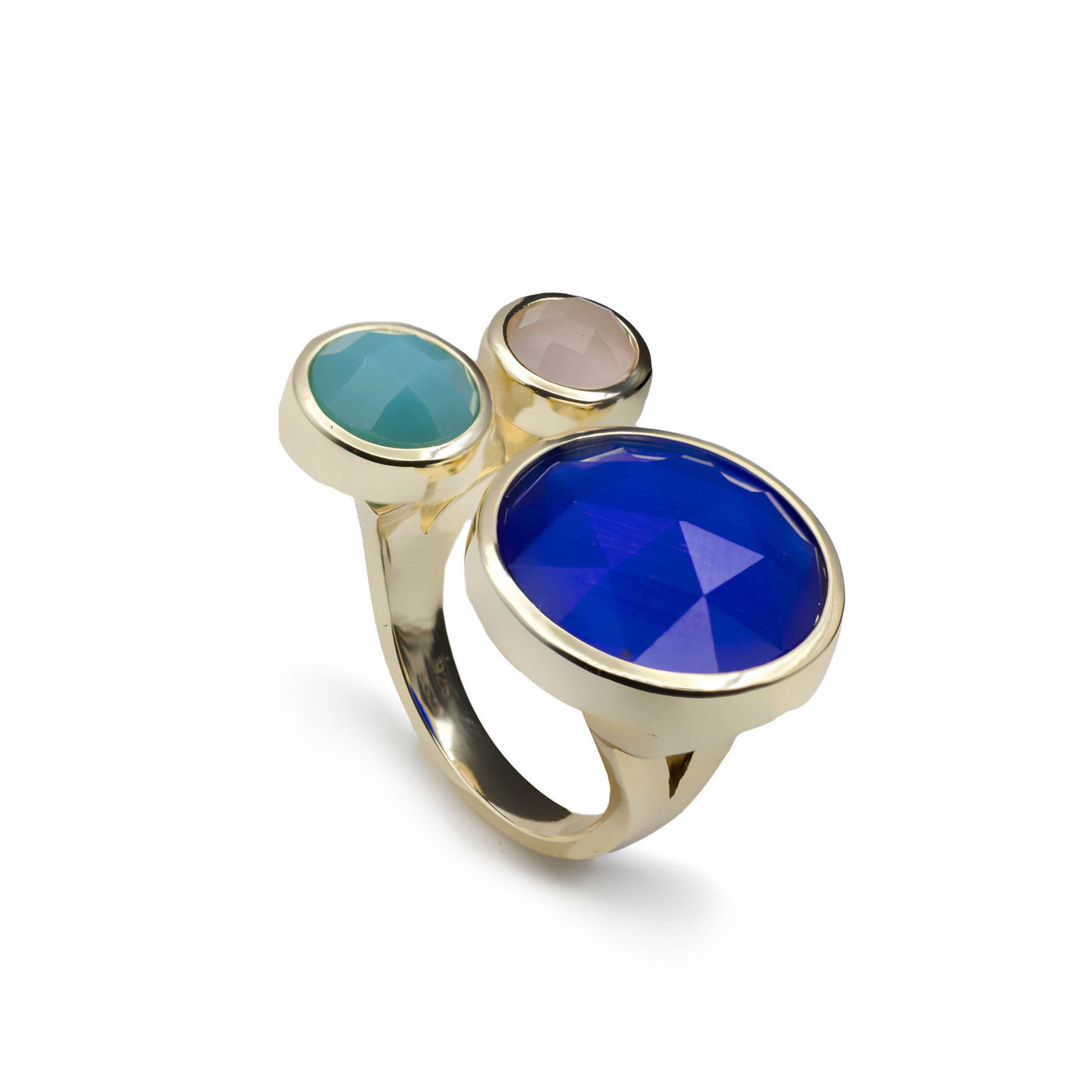 Silver ring with lapis lazuli stone