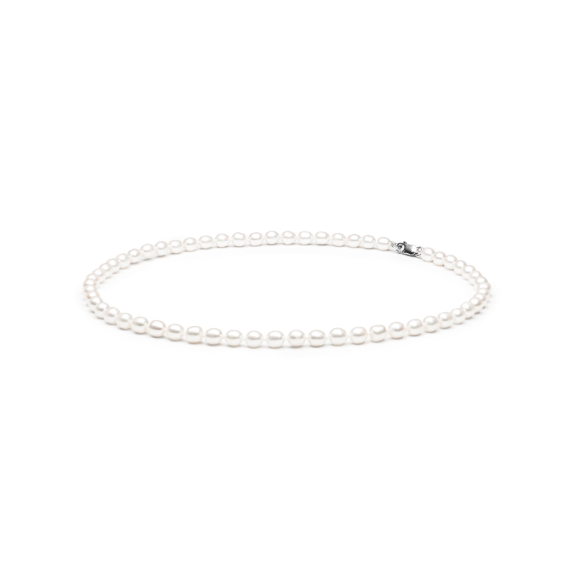 Pearls Necklace with Silver Clasp