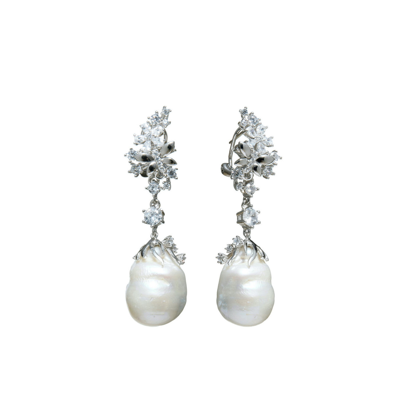 Baroque style pearl earrings vintage design