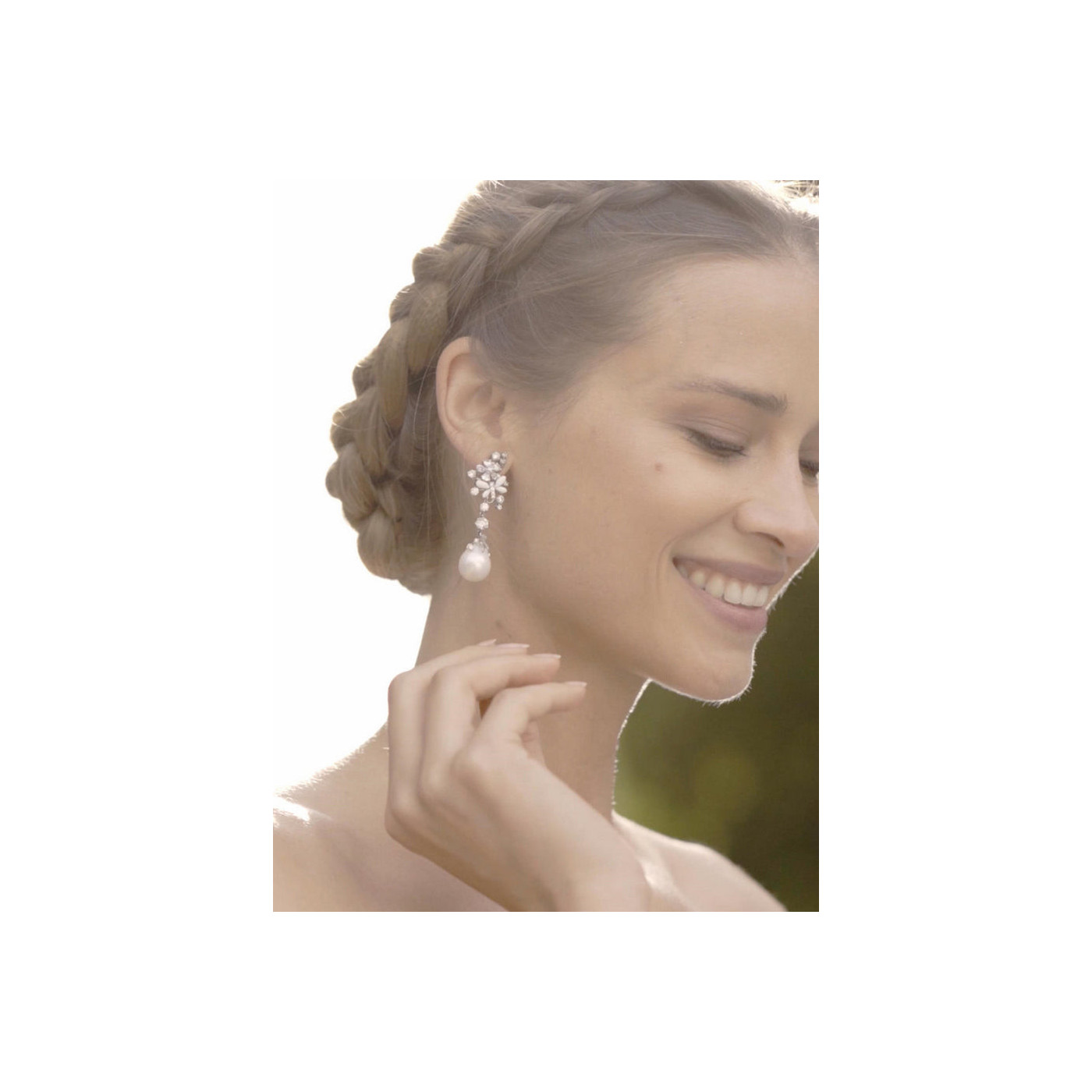 Baroque style pearl earrings vintage design