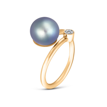 Pearl and Diamond 0,08 ct Ring