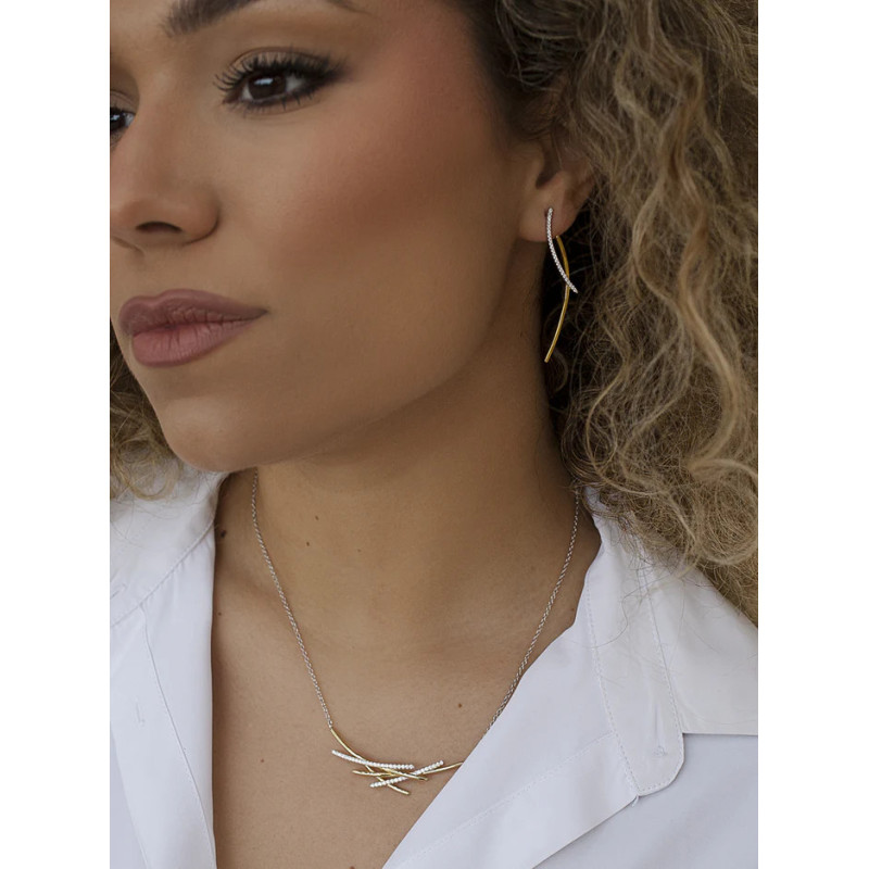 Silver and zirconia necklace