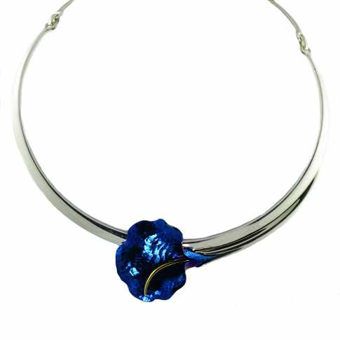 Niebieski Kwiat - naszyjnik ze srebra i tytanu