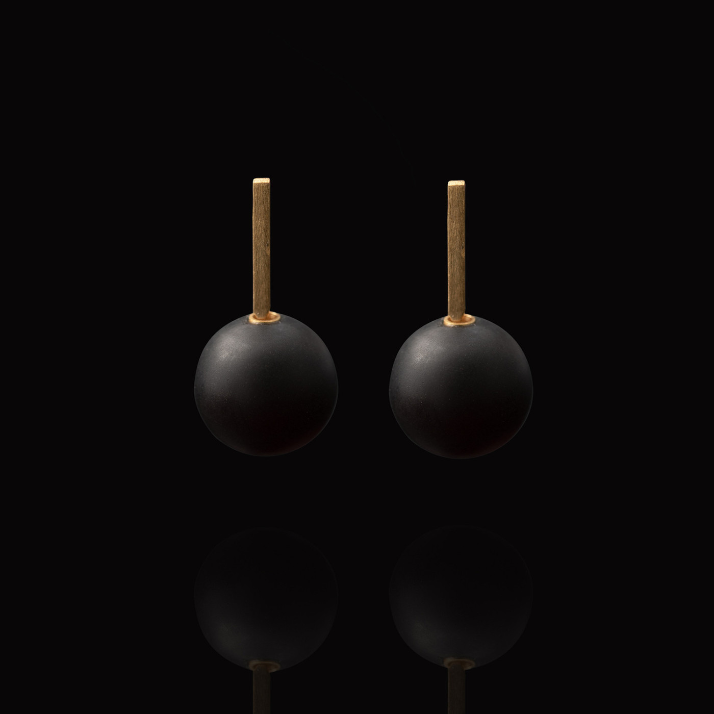 JOSEI - silver cherry amber earrings - Maciej Rozenberg