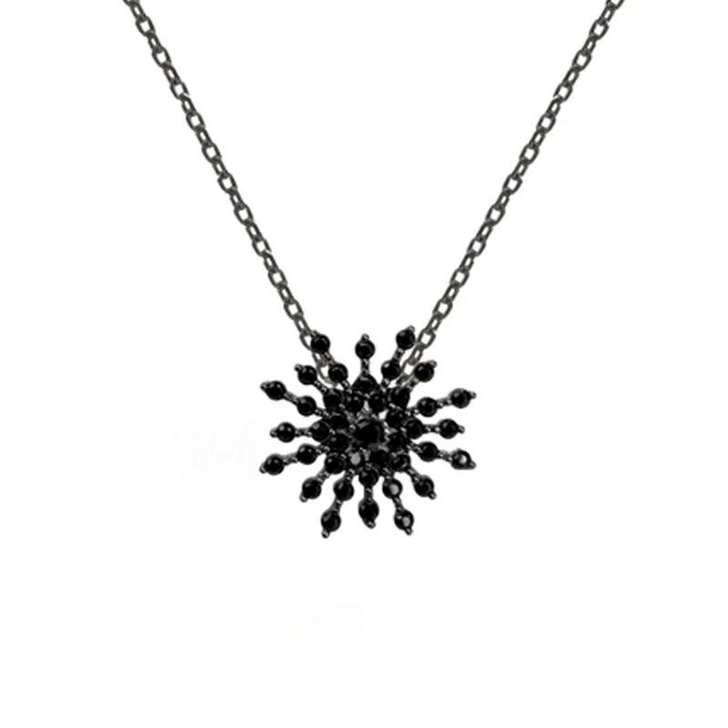 Black Bloom – silver necklace with black cubic zirconia