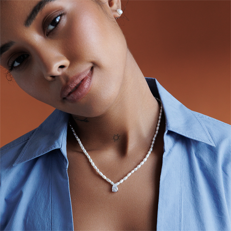 Pearl Necklace with Zirconia Pendant - Adjustable Length